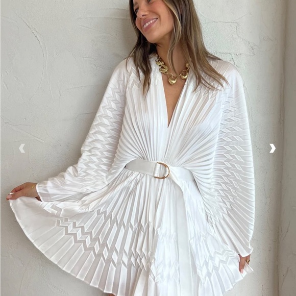 Coco and Lola - Acler Harrow Dress in white - Picture 3 of 5